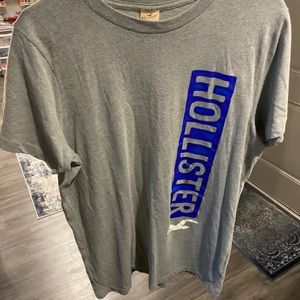 Hollister T-Shirt